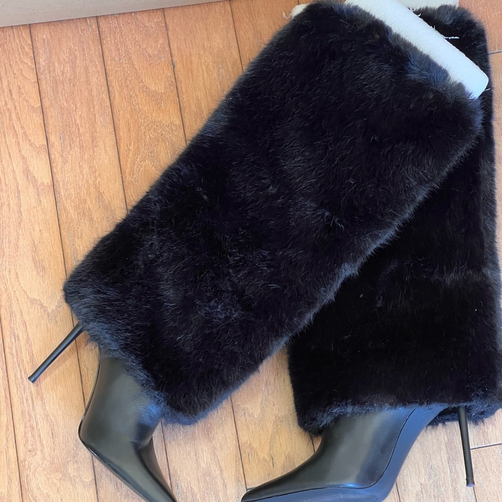 STEVE MADDEN SMITH Black Faux Fur Boots Women’s Size 8.5 | 4 inch heel